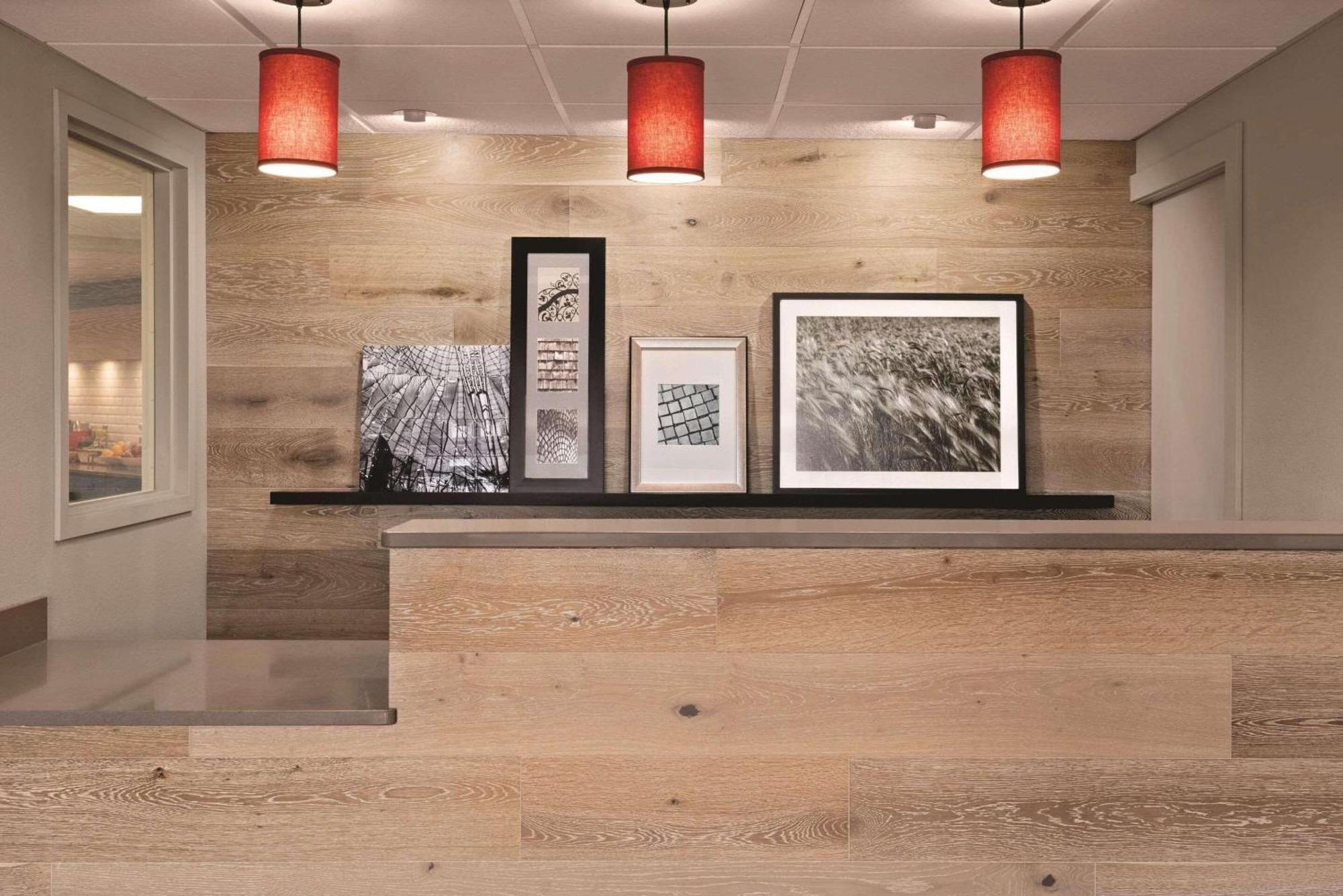 Country Inn & Suites By Radisson, Northfield, Mn Экстерьер фото
